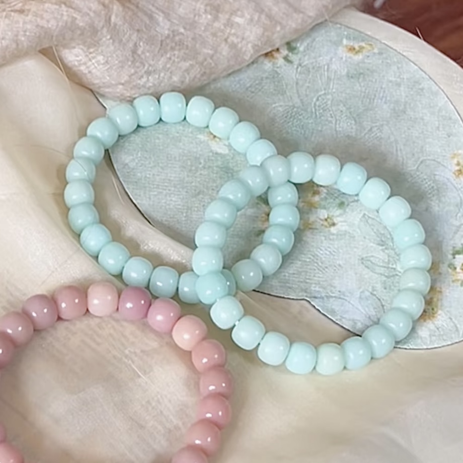 Decorative Bodhi beads bracelet light mint