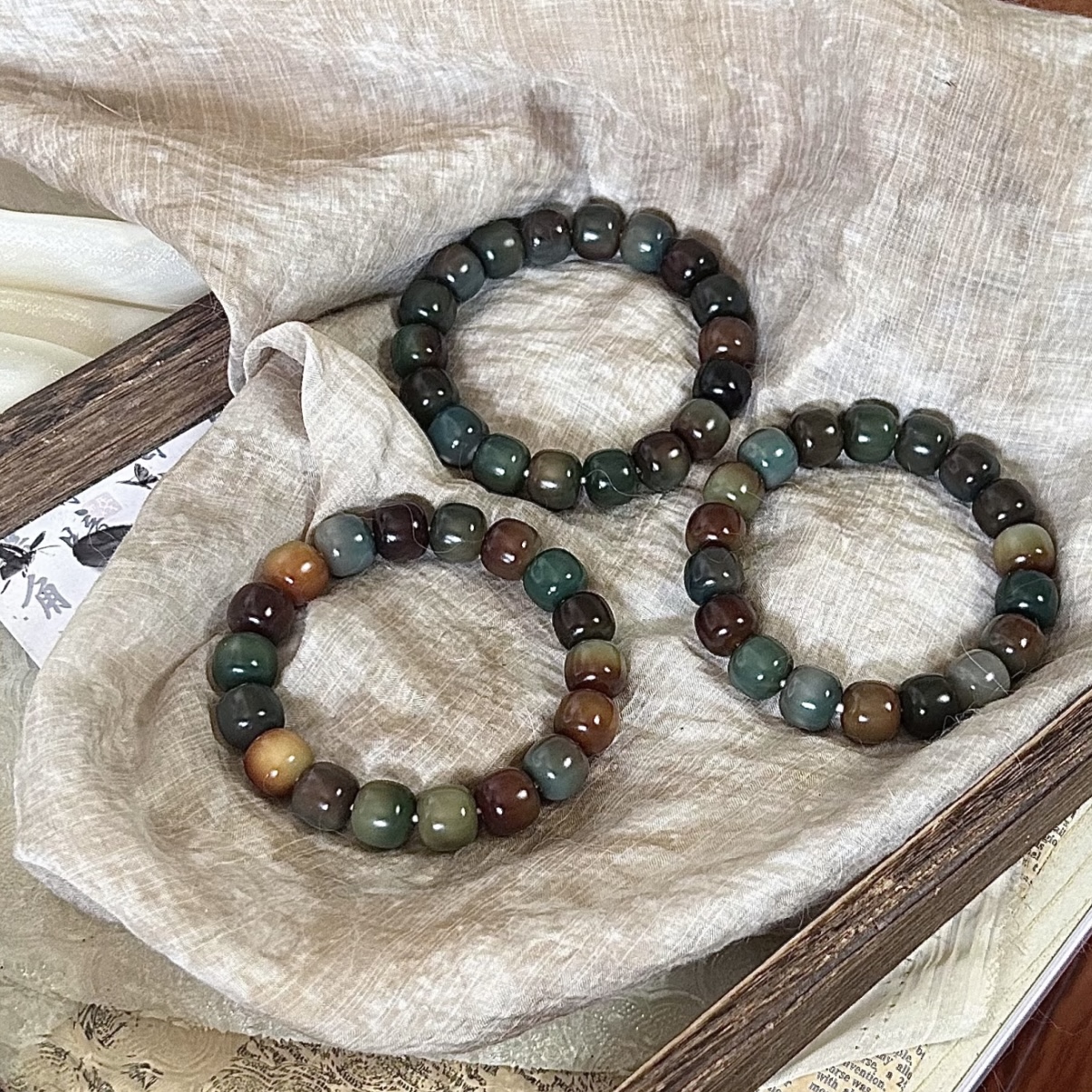 Decorative Bodhi beads bracelet darkgreen